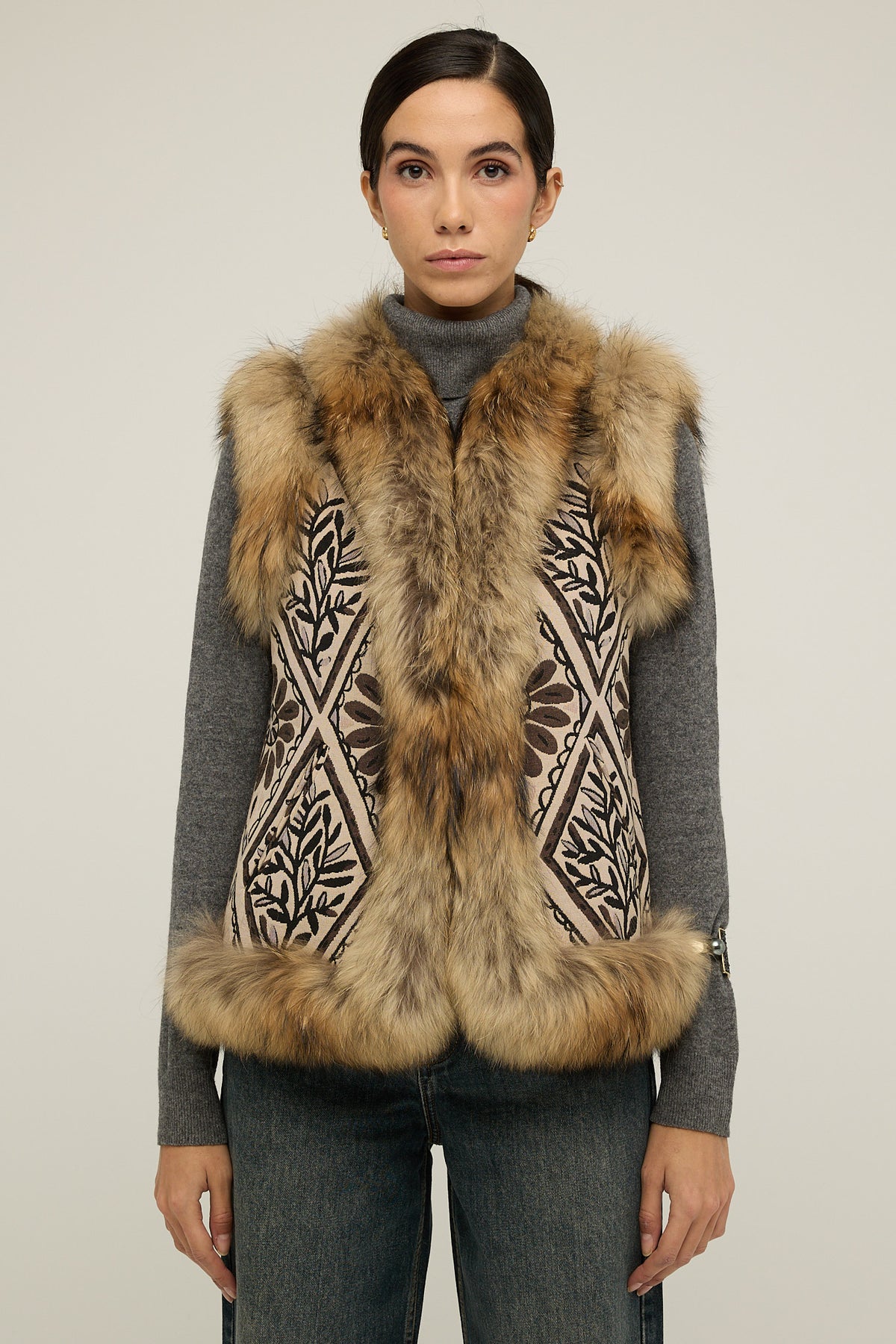 NEDA CRUDO chaleco de jacquard con raccoon
