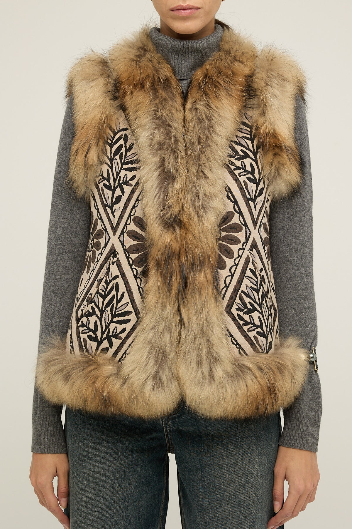 NEDA CRUDO chaleco de jacquard con raccoon