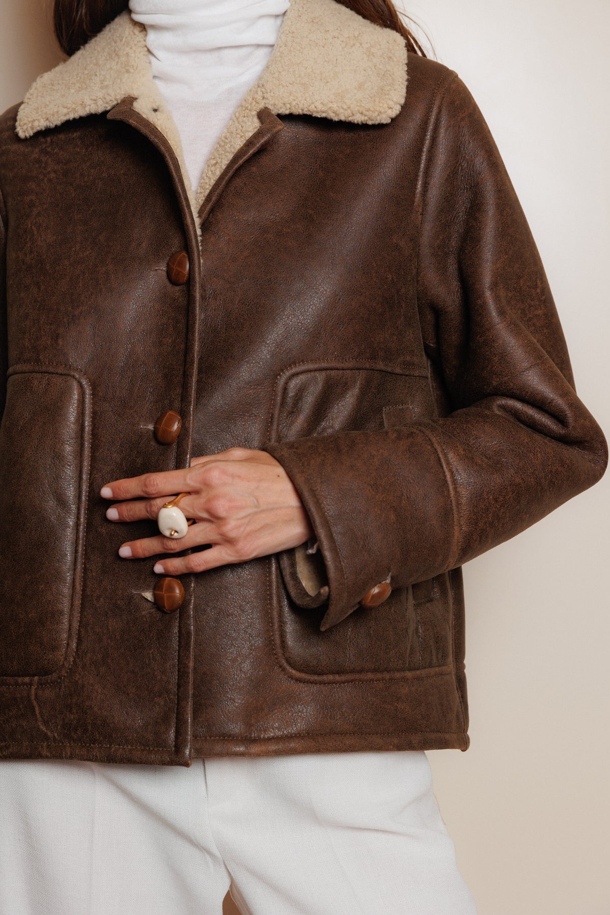 BARES MARRON chaqueta de cordero shearling