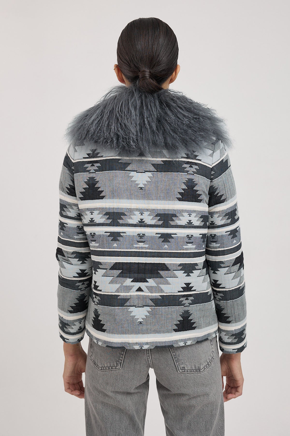 SARRIÁ GRIS chaqueta estampado navajo con tibet lamb