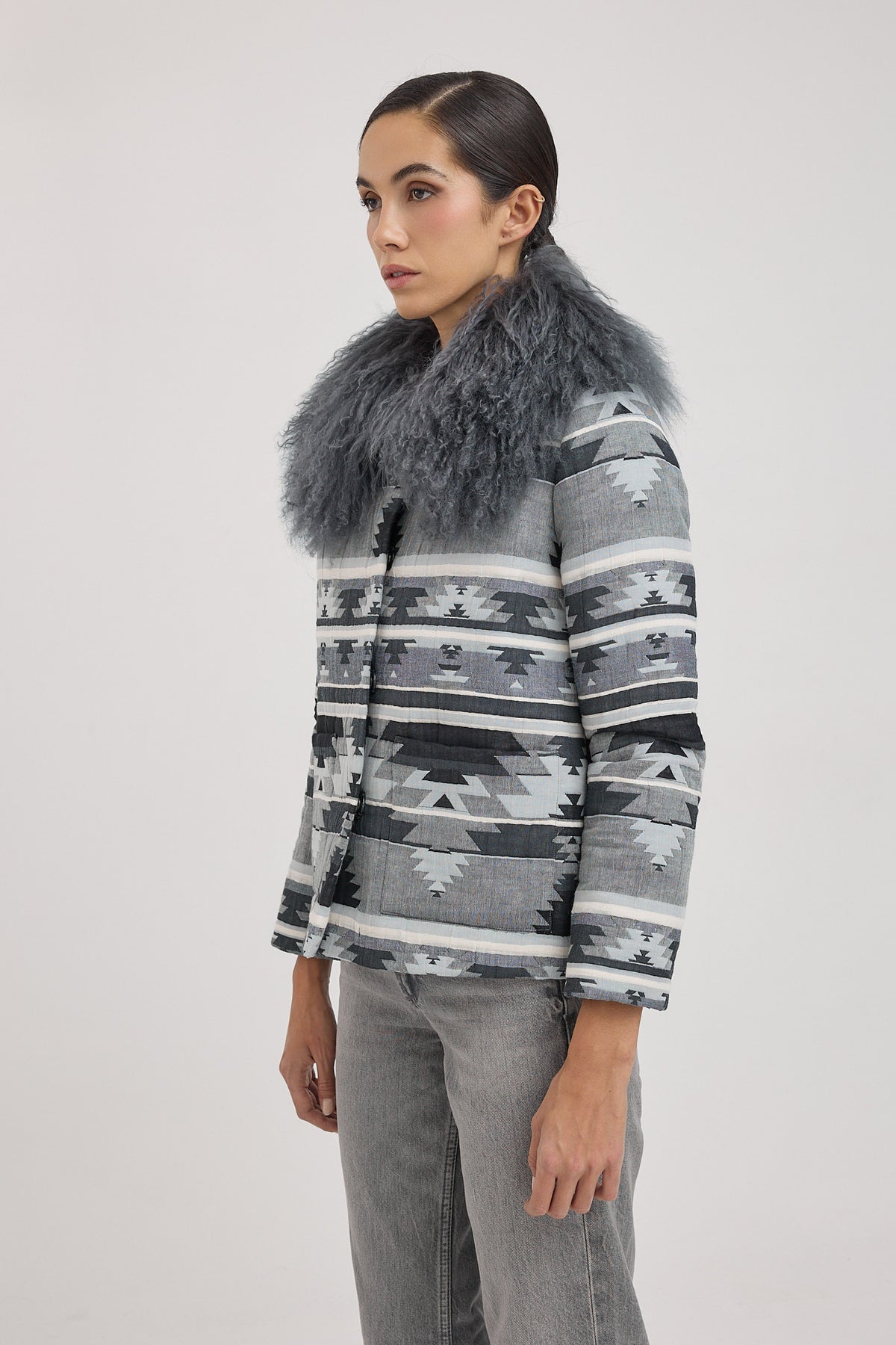 SARRIÁ GRIS chaqueta estampado navajo con tibet lamb
