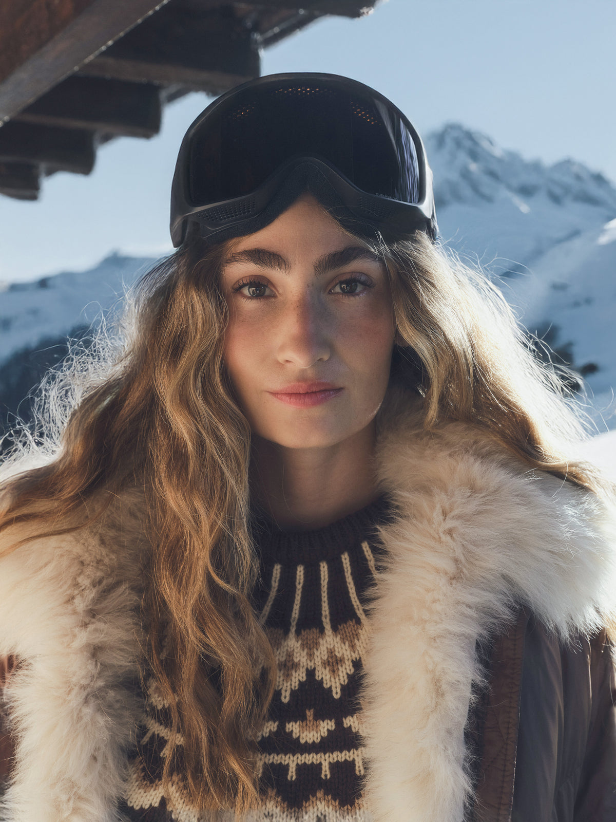 VERBIER plumífero oversized con cuello de pelo